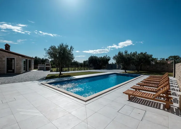 Kata Villa