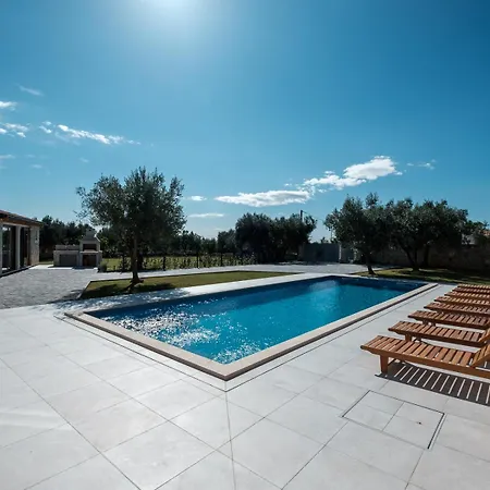 Kata Villa