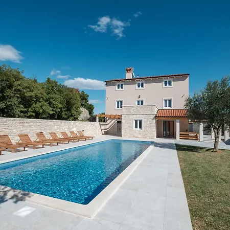 Kata Villa *