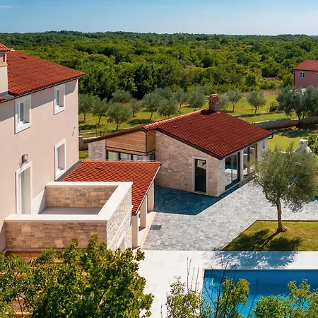 Kata Villa Gajana